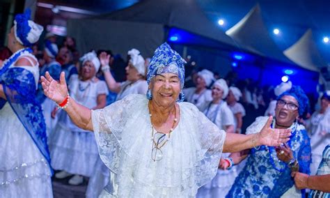  A Festa de Lançamento do Álbum Sonhos Dourados de Vann: Uma Noite Inesquecível Cheia de Surpresas!